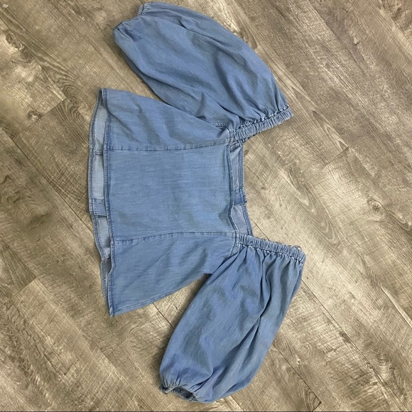 H&M Denim Button-Up Top - Picture 2 of 6